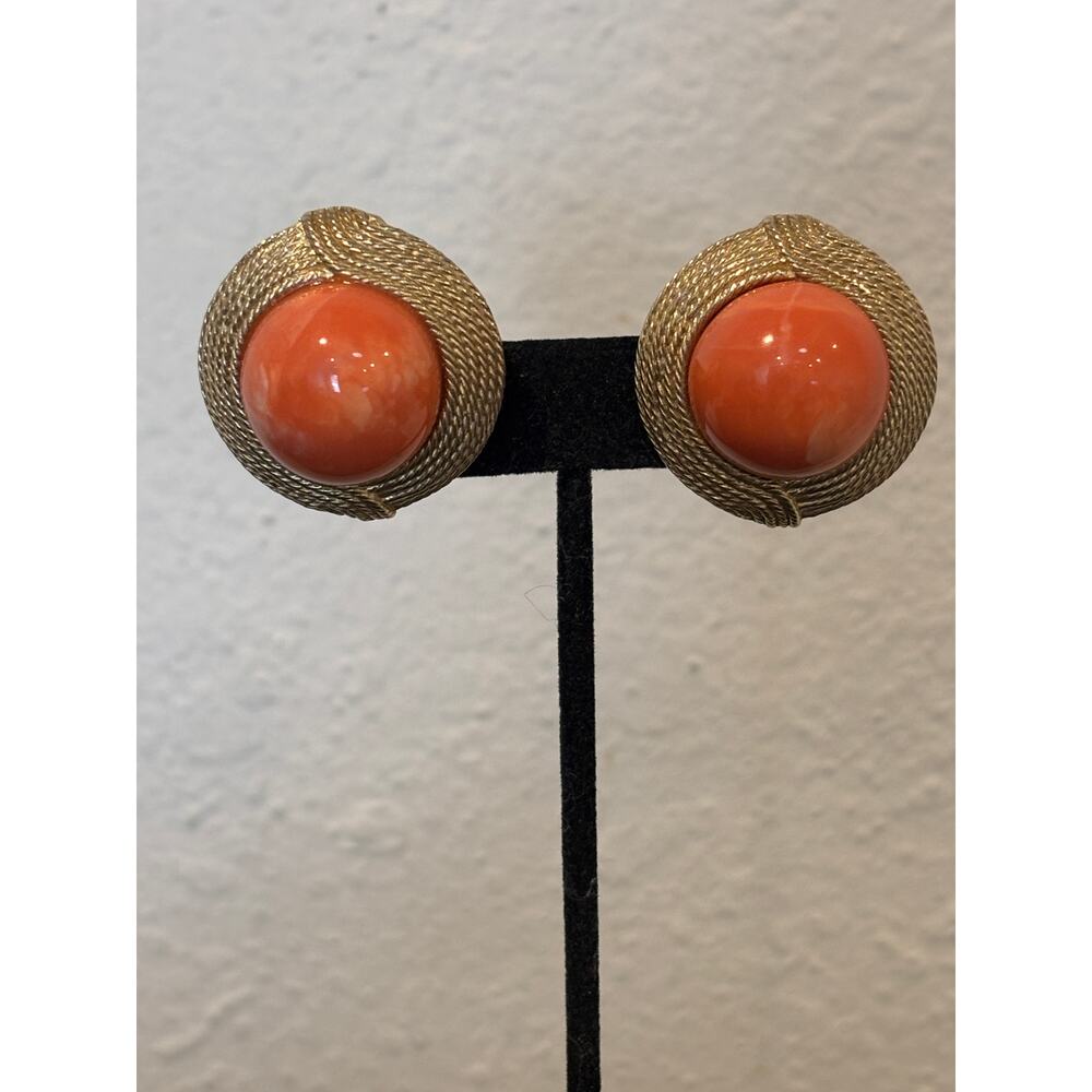 Vintage Ciner Clip On Earrings Gold Tone Coral Glass Chunky Statement